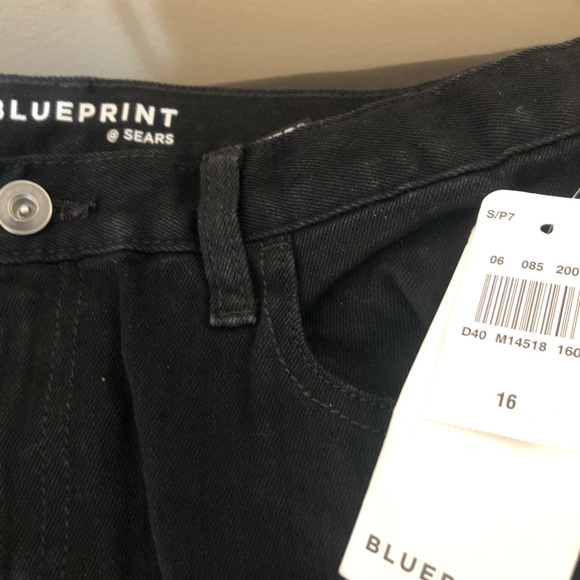 Jeans - Picture 3 of 3